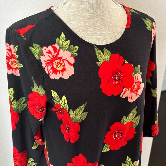 BOBBIE BROOKS Floral Dress with Keyhole Back - M - Picture 3 of 6